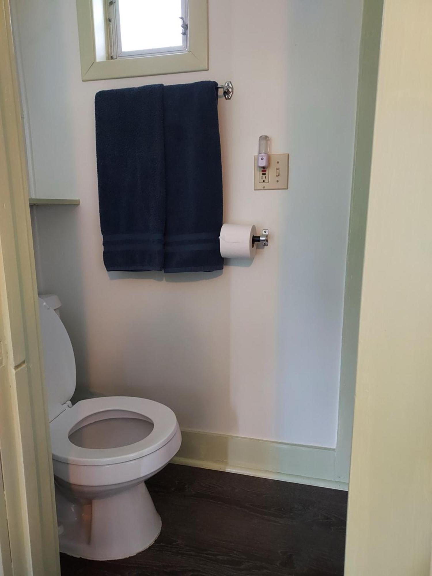 Serenity Motel Shaftsbury المظهر الخارجي الصورة